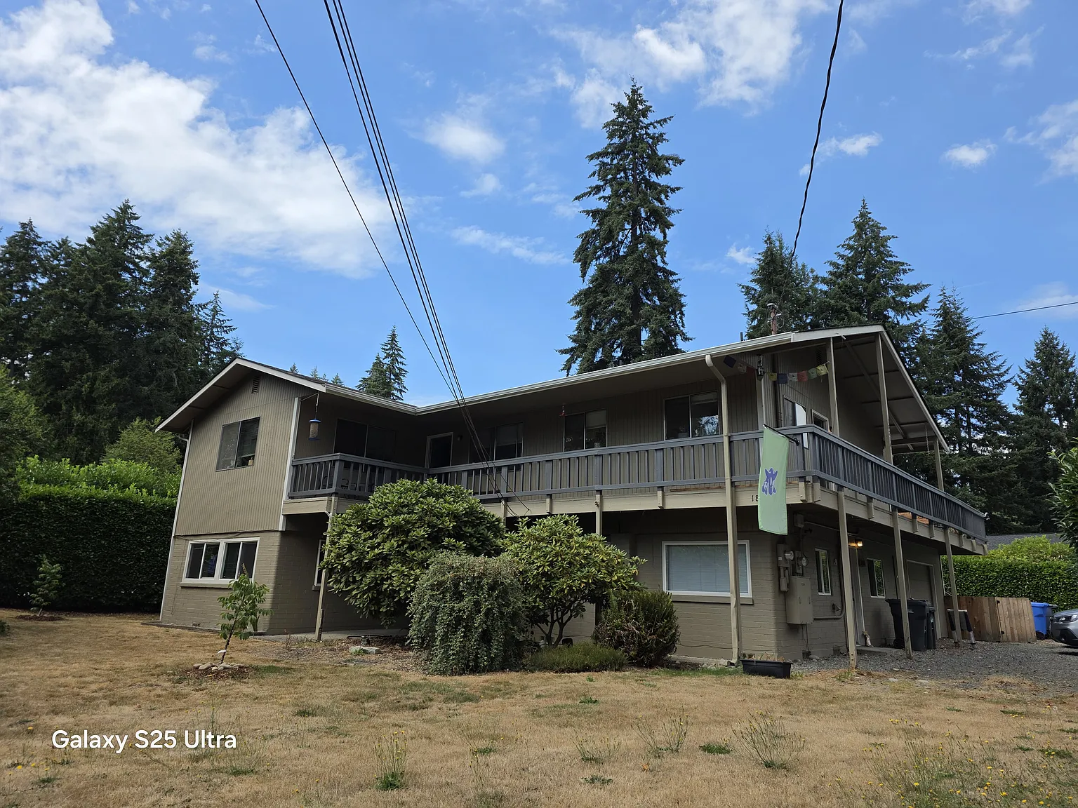 3 bed, 1430 sqft, $2,300 — Photo 1