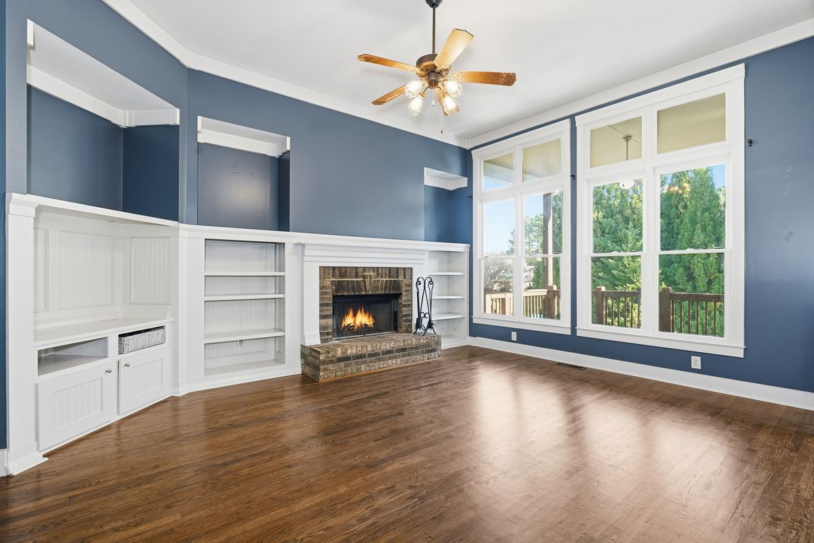 next background image