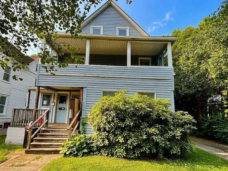 9 Carhart Ave — Photo 1