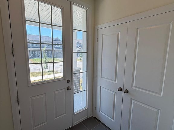 3rd image of 45 Golf Links Dr