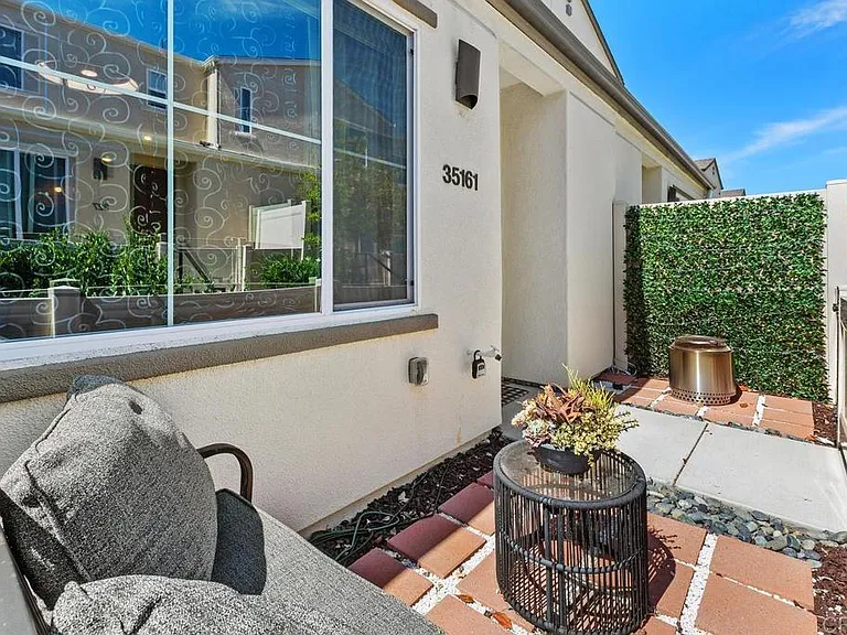 35161 Grove Trl — Photo 6