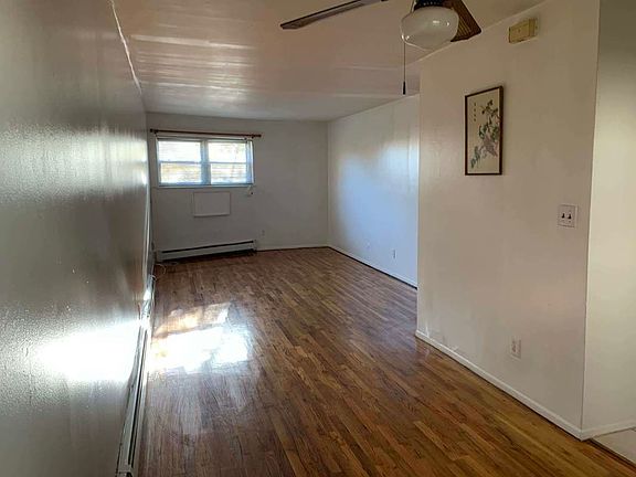 3rd image of 2415 36th St #3D