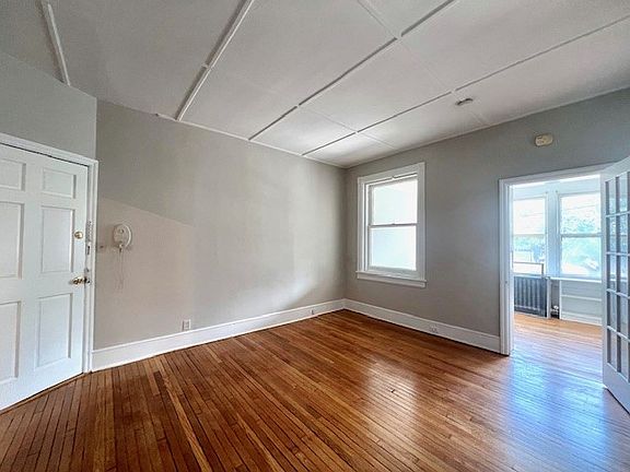 4th image of 1509 N Franklin St APT 1