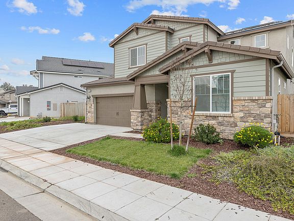 2nd image of 4103 Hoblitt Avenue