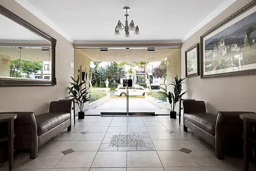 Floor plan 306