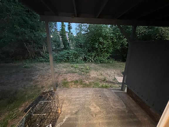 5th image of 12517 47th Ave SW #5