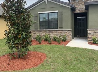 6264 NW Regent St, Port Saint Lucie, FL 34983