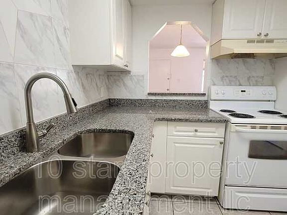 5th image of 4725 39th Ave N APT 107
