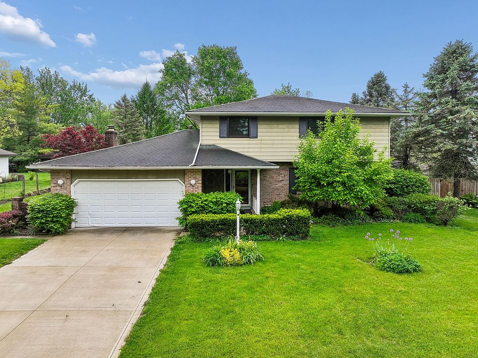 1st image of 6169 Meadow Wood Ln