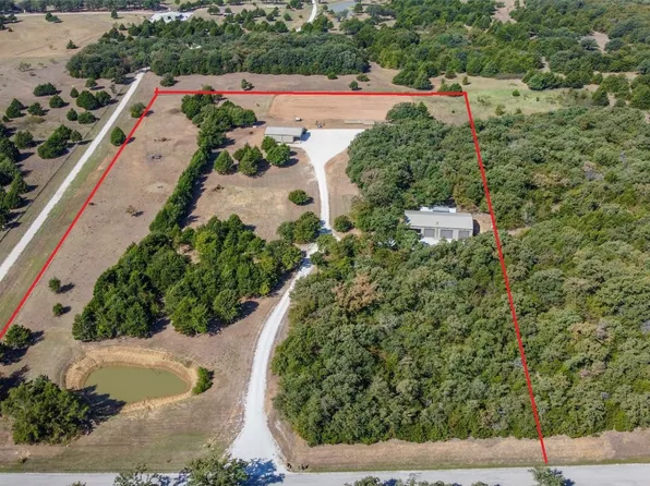 500 Bloomfield Rd, Valley View, TX 76272