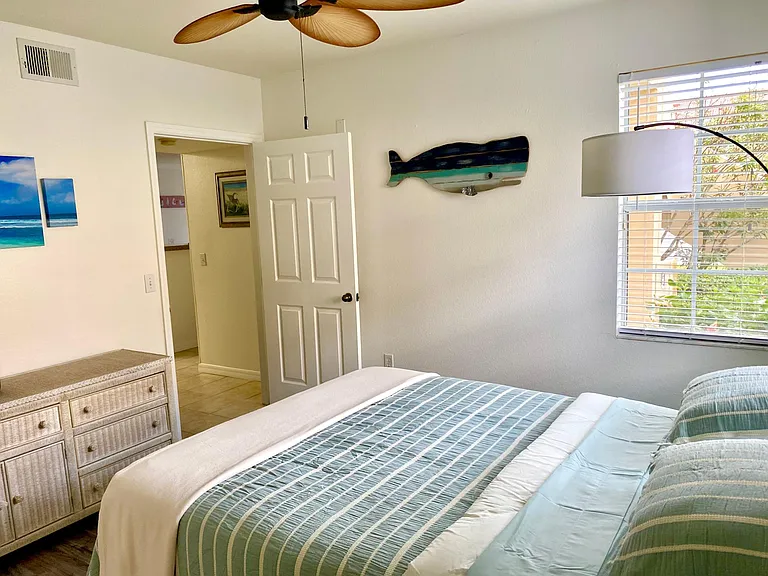 New queen mattress has 2" ultra soft topper for the ultimate in sleep hygiene. 52" ceiling fan endures gentle breezes