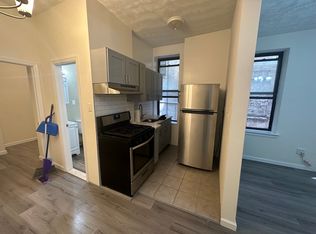 35 Graham Ave APT 2A, Brooklyn, NY 11206