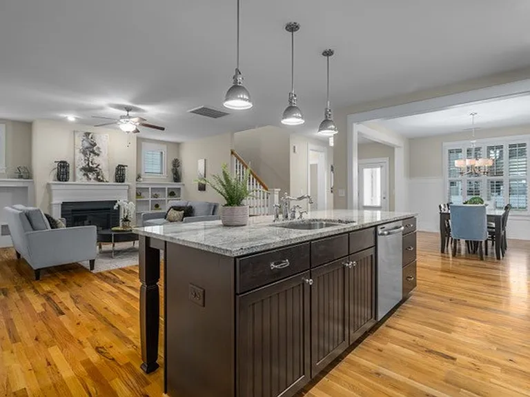 41 Fallenwood Ln — Photo 3