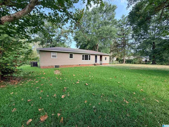 1501 Forney St, Oxford, AL 36203