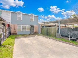 9706 Farragut St, Houston, TX 77078