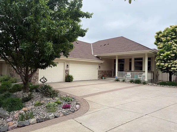 3347 Glynwater Trl NW, Prior Lake, MN 55372