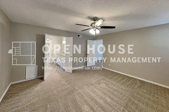 1616 Barclay Dr — Photo 7