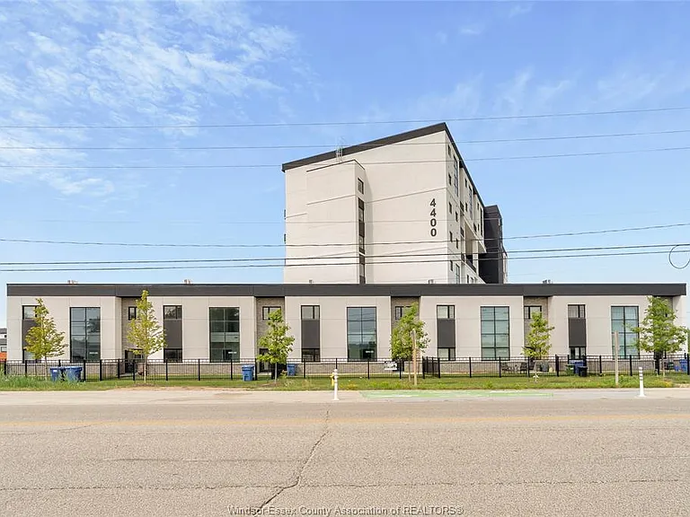 4400 Laurier Pkwy #525 — Photo 29