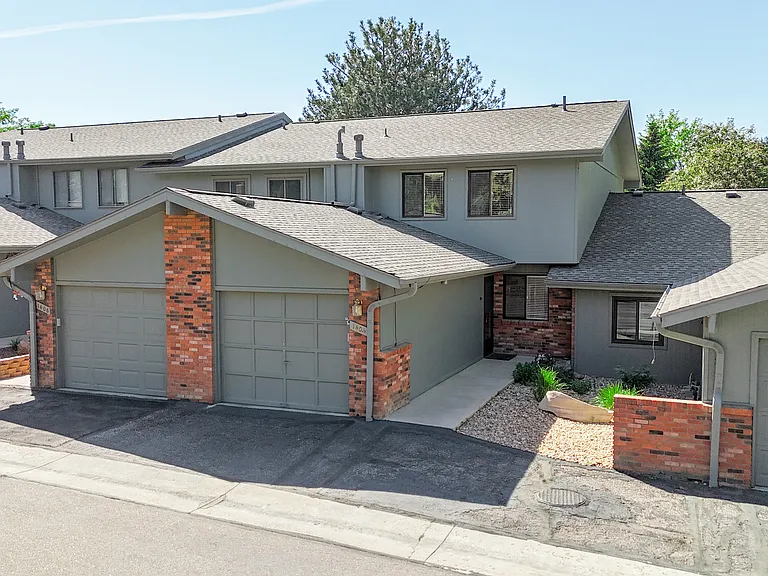 1404 Adriel Dr — Photo 39