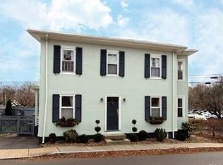 293 Elm St, New Canaan, CT 06840
