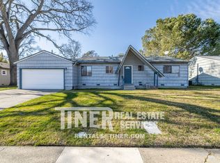 6445 Miles Ln, Carmichael, CA 95608