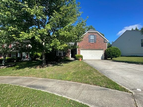 3rd image of 8374 Chatsworth Dr