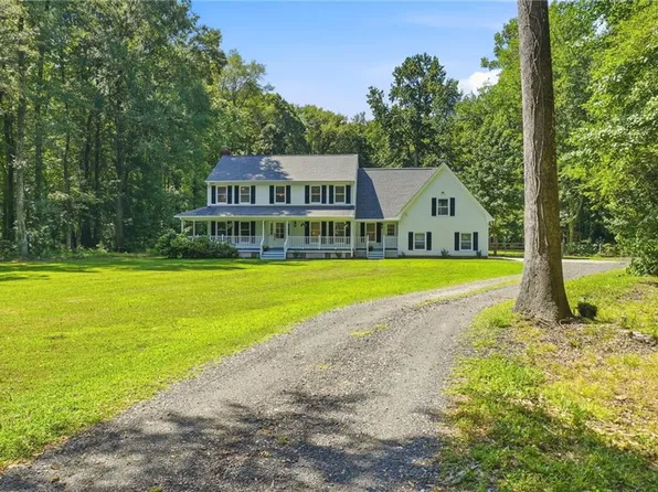 517 New Zealand Reach, Chesapeake, VA 23322