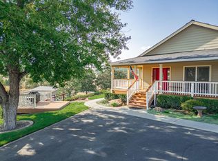 60 Wedgewood Dr, Eagle Pt, OR 97524