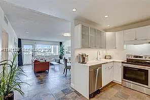 401 Golden Isles Dr #1101 — Photo 7