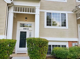1802 Whirlaway Ct, Glendale Heights, IL 60139