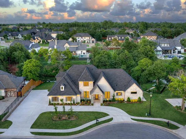 1117 Falls Bridge Ct, Edmond, OK 73034