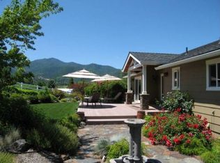 7654 Rapp Ln, Talent, OR 97540