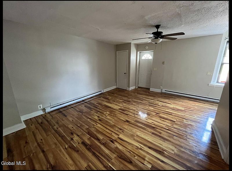 5th image of 1098-1100 Broadway