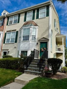 686 Plum Ter, Mahwah, NJ, 07430