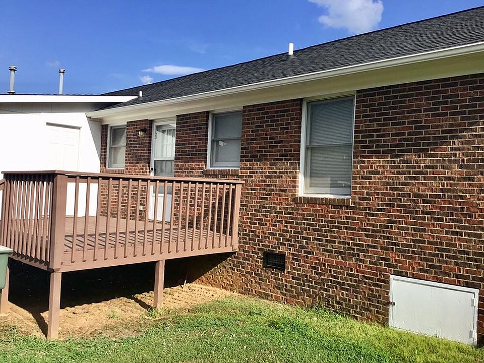 2nd image of 318-320 Hanover Rd