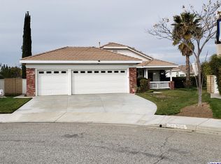 23939 Hammond Ct, Santa Clarita, CA 91354