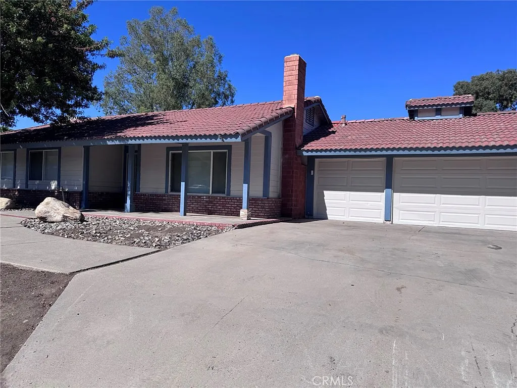 3 bed, 1487 sqft, $3,100 — Photo 3