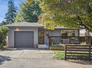 3249 NE 111th Dr, Portland, OR 97220