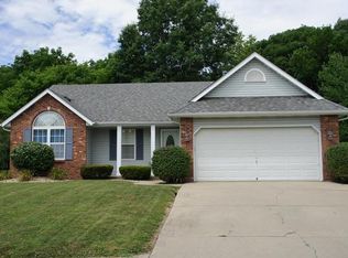 606 Whip Poor Will St, Troy, IL 62294