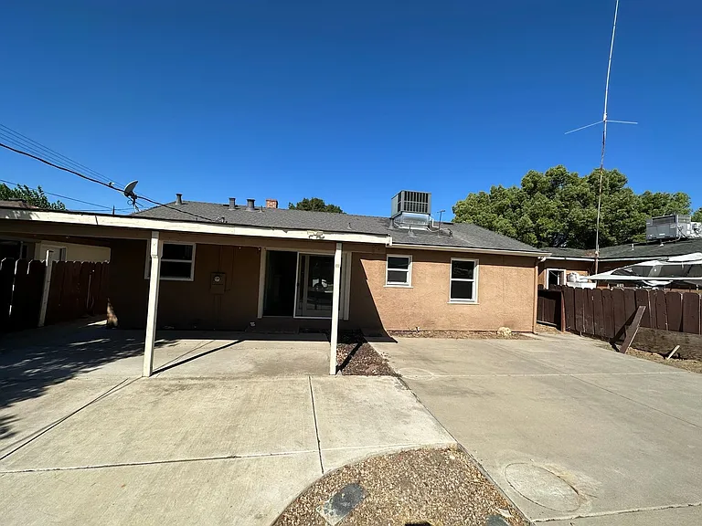 1750 Lois Way — Photo 18