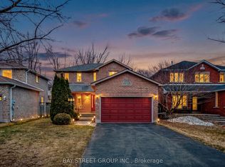 97 Bishop Dr, Barrie, ON L4N7P4