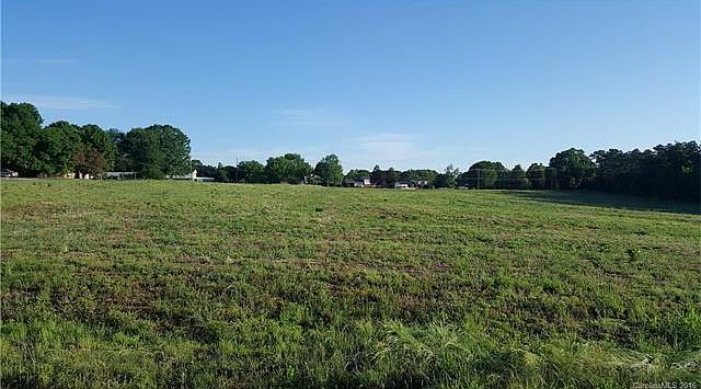 1st image of 4480 Springs Rd