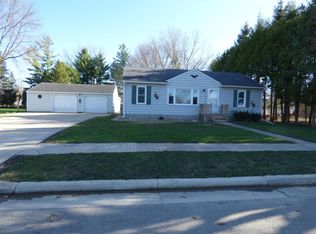 104 Latham St, Brownsdale, MN 55918
