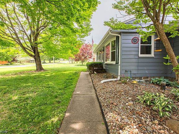 2nd image of 3155 Weber Dr