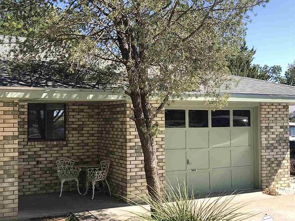 2nd image of 1 La Paloma Pl