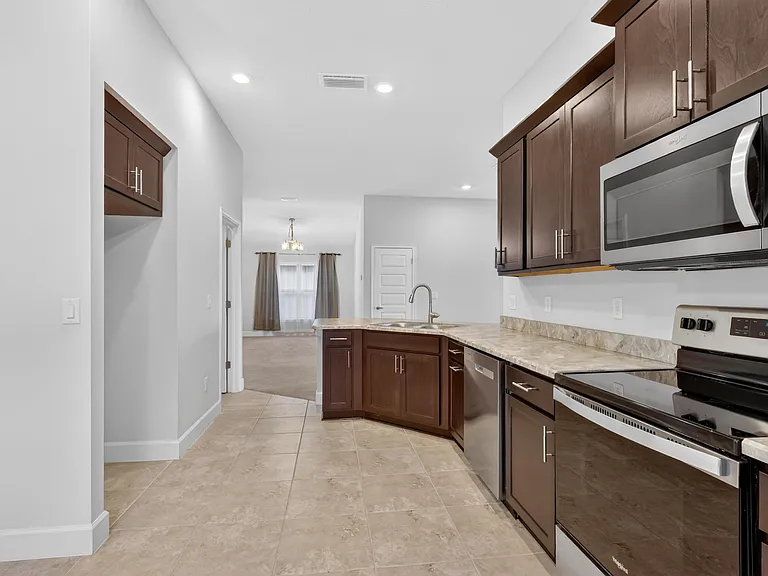 8118 Merano Ave — Photo 24