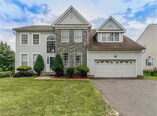 1343 Hogan Dr, South Plainfield, NJ