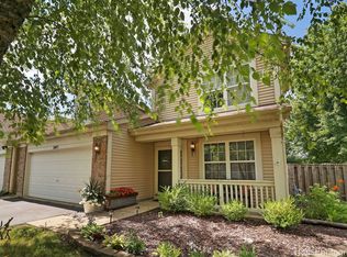 2043 Diamond Head Trl, Hampshire, IL 60140