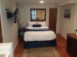 83 Saint Botolph St #105, Boston, MA 02116