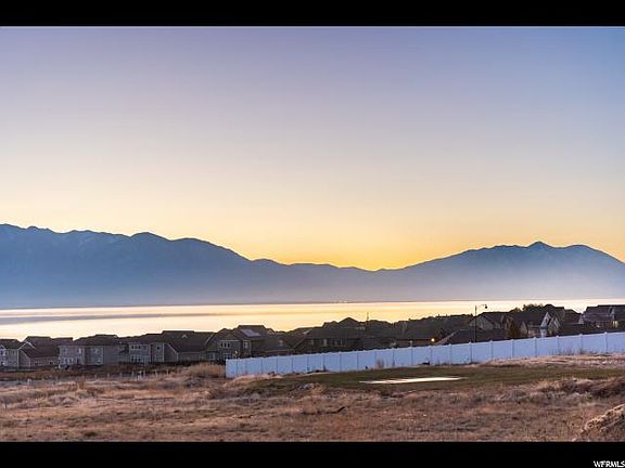 3rd image of 3758 S Panorama Dr